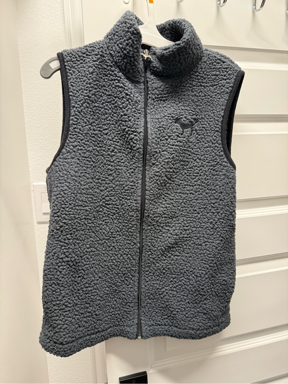 PINK Victoria's Secret Charcoal Gray Sherpa Zip Vest